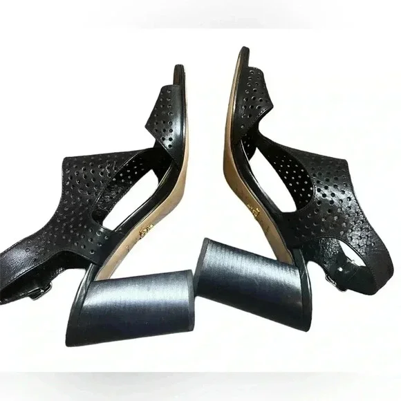 Prada Perforated T-Strap Sandal, Nero‎ Sz 40.5 US 10.5 - Picture 4 of 14